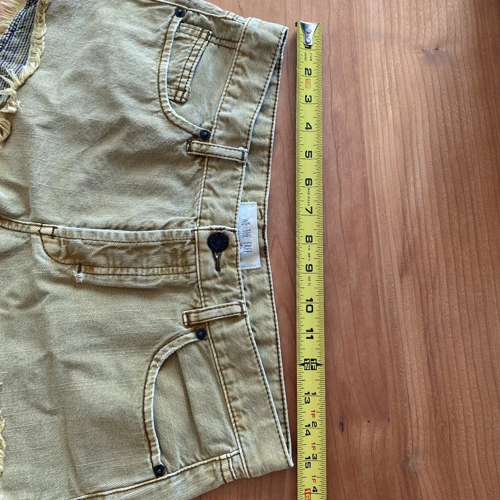 Free People We The Free Soft and Relaxed Cutoff in Moss (Size 29) - Picture 8 of 10